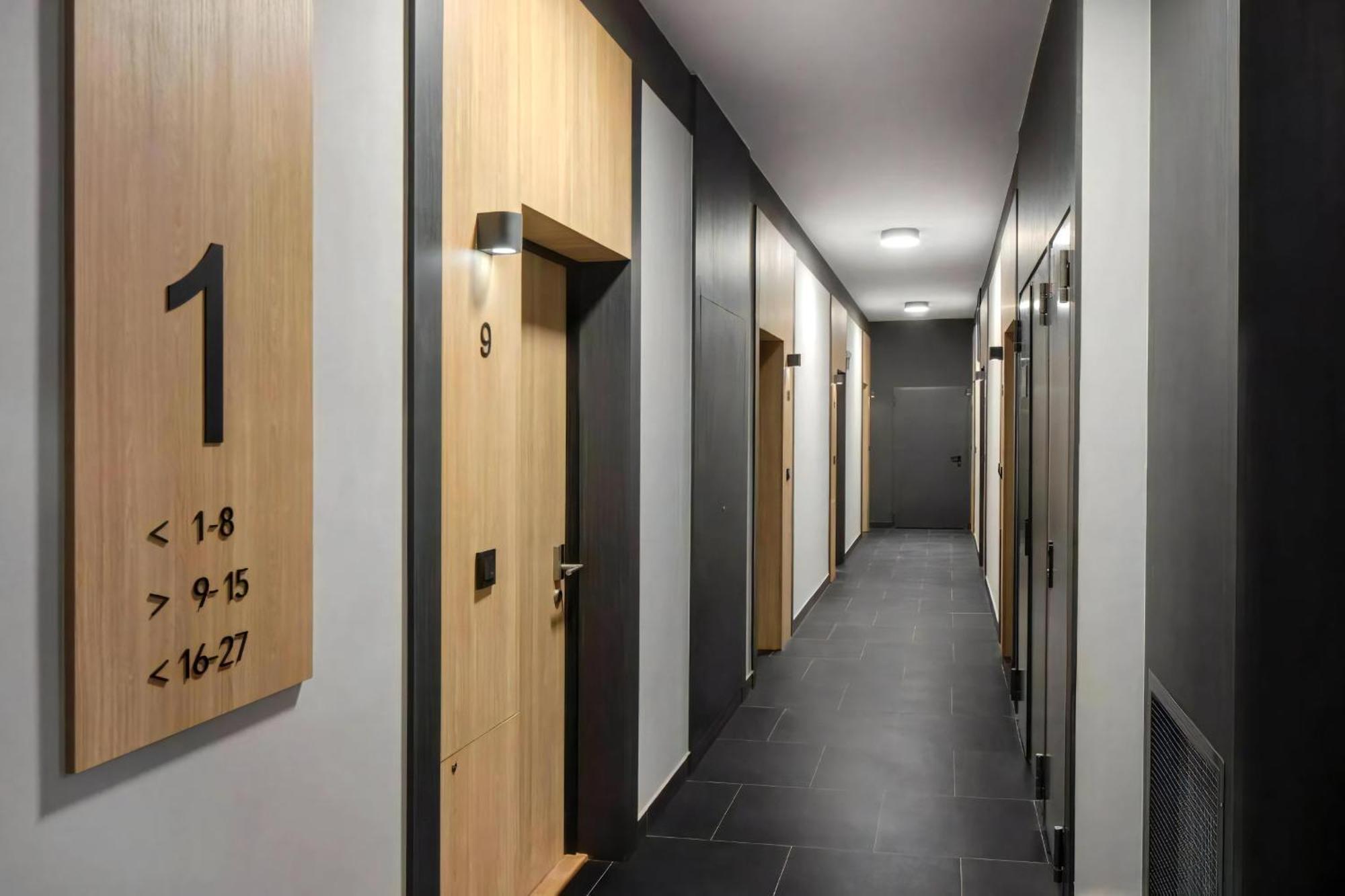 B3 Warsaw Apartments Eksteriør billede